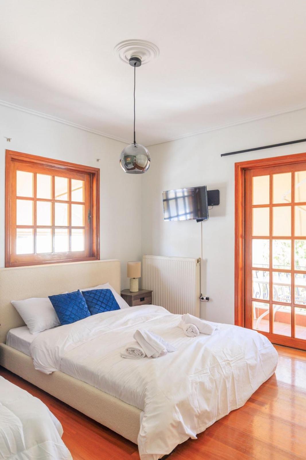 Aiolos Grand Super Lux Suite Kalamaki Alimos Near The Sea เอเธนส์ ภายนอก รูปภาพ